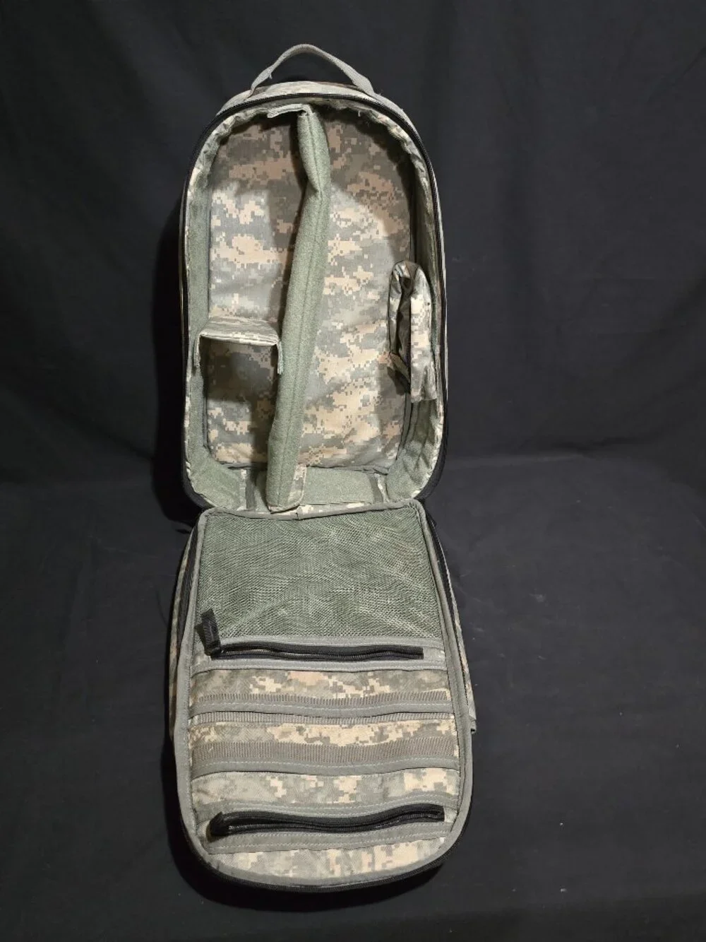 Digi CAMO Tactical Camera / Optics Padded Arrangeable Bag 20